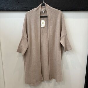 Elegant Beige Women's Cardigan